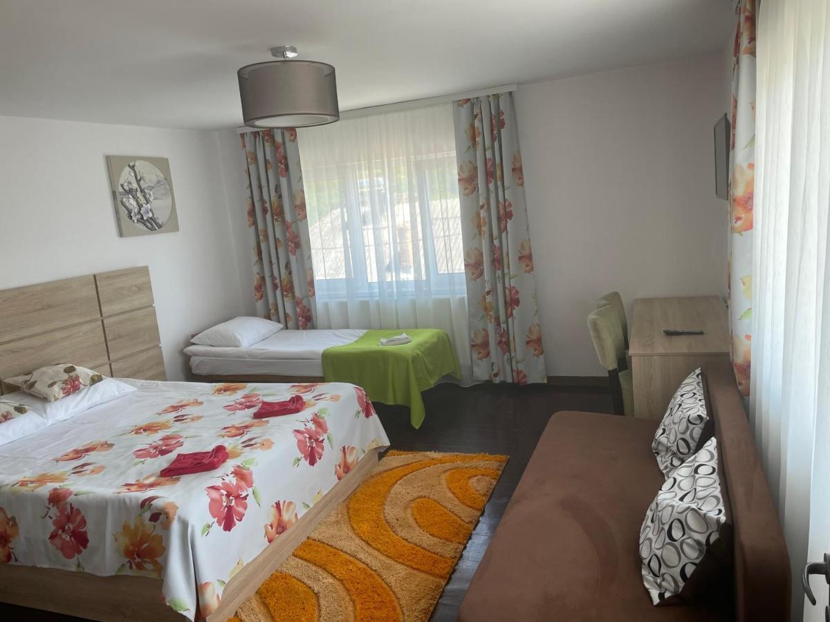 Vila Club Dioda Cicanesti Luaran gambar