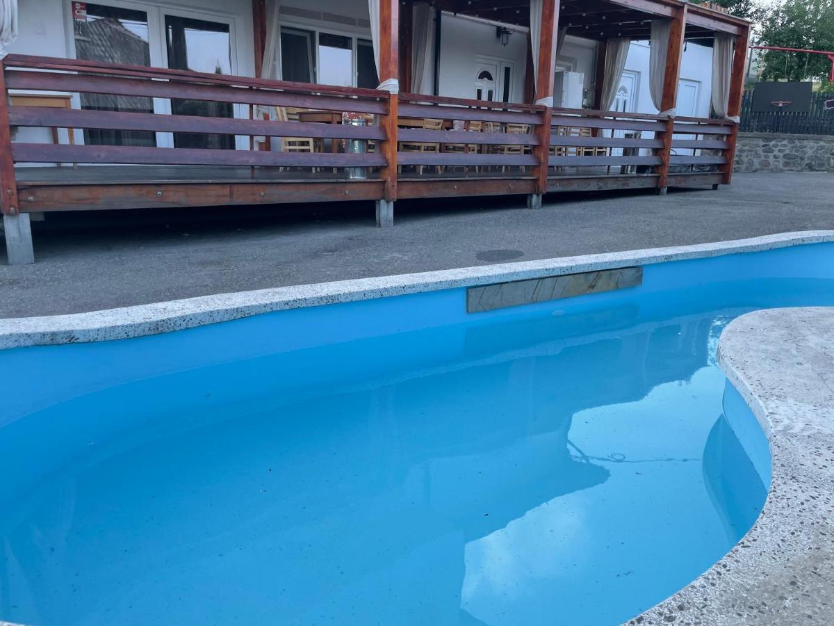 Vila Club Dioda Cicanesti Luaran gambar