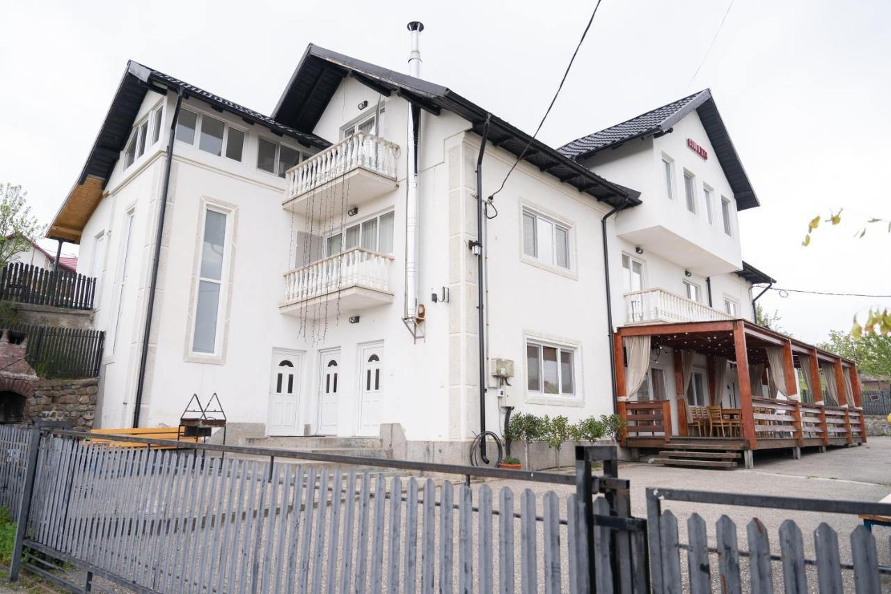 Vila Club Dioda Cicanesti Luaran gambar