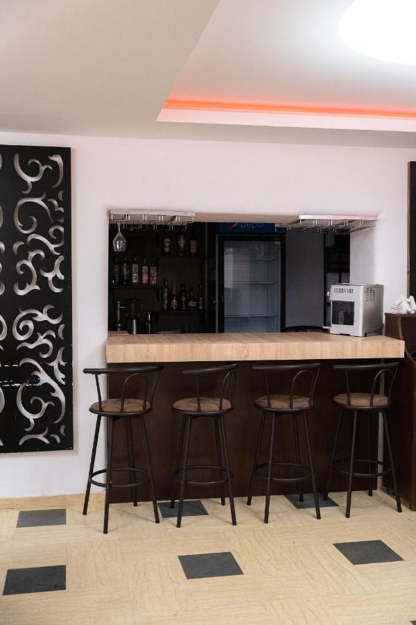Vila Club Dioda Cicanesti Luaran gambar