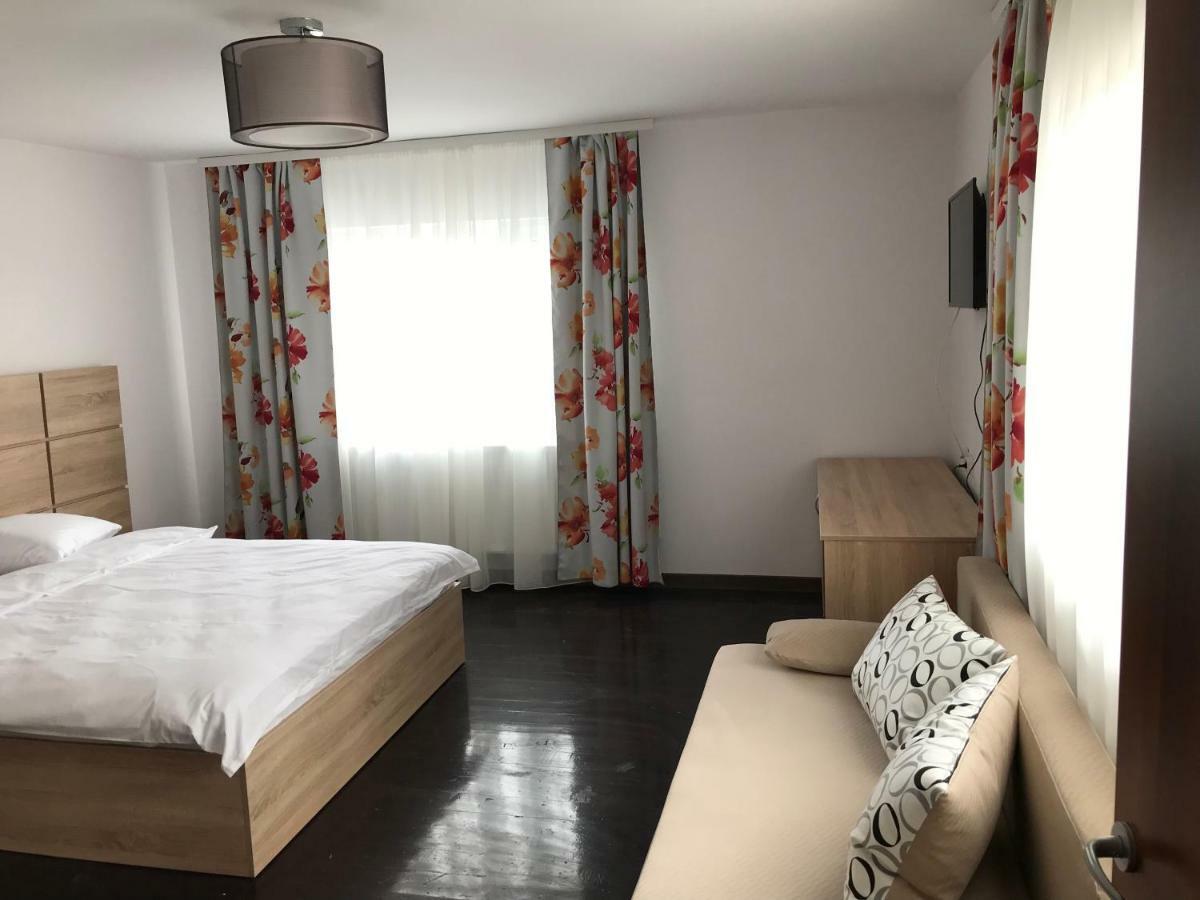 Vila Club Dioda Cicanesti Luaran gambar