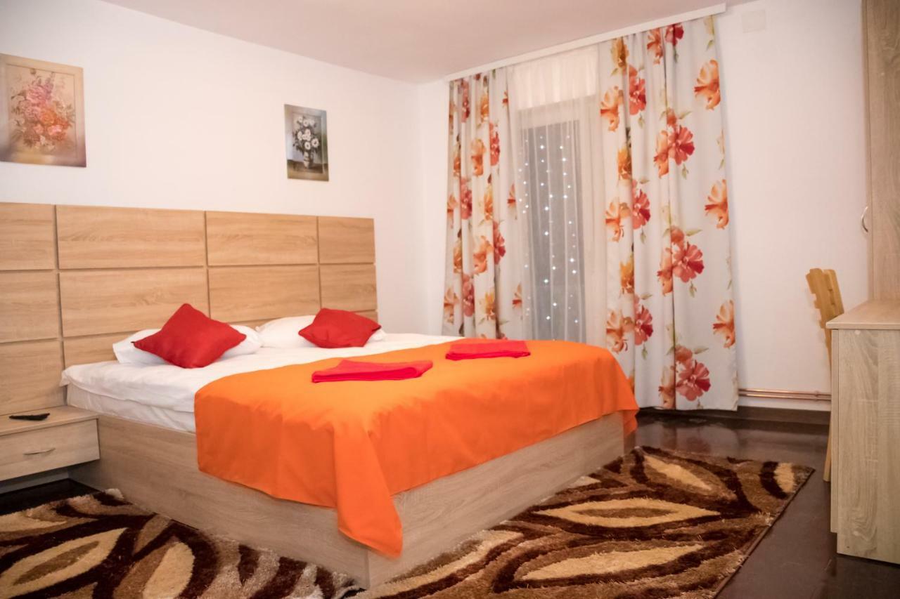 Vila Club Dioda Cicanesti Luaran gambar